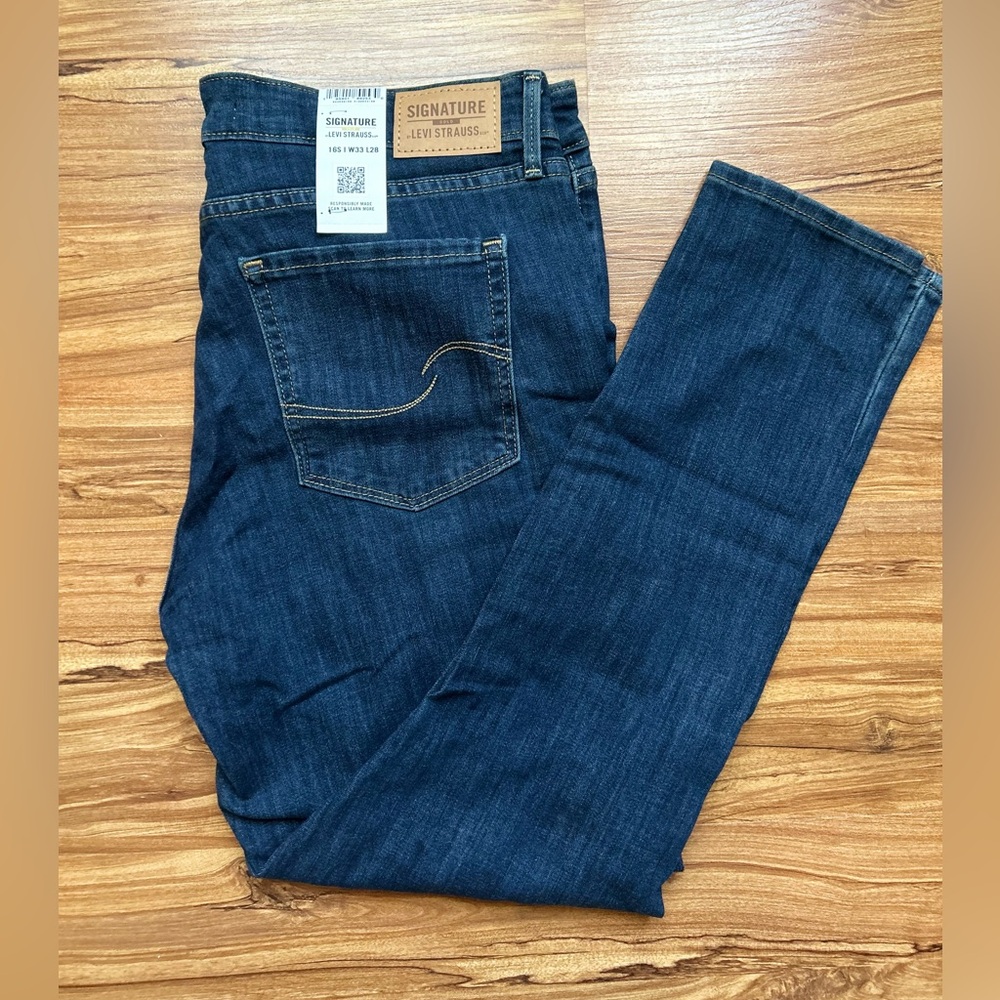 Signature Gold By Levi Strauss Mid Rise Skinny Jeans 16S / W33 / L28 NWT